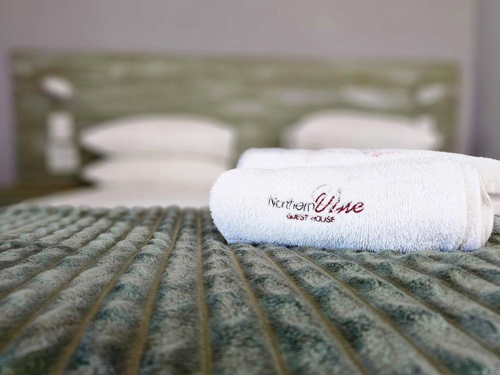 Northern Vine Guesthouse B&B Self-Catering Brackenfell Habitación foto